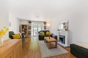 Lounge- click for photo gallery